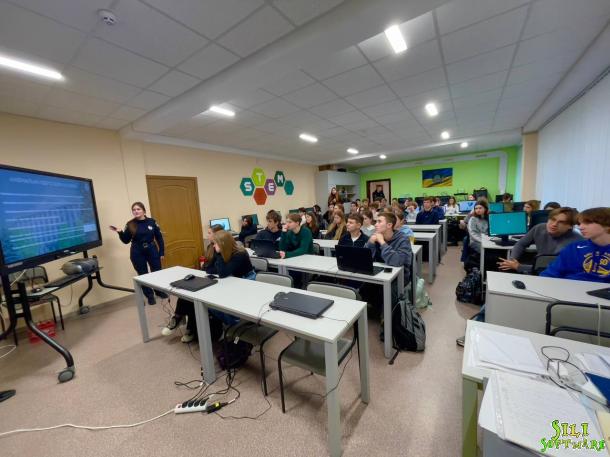 Профорієнтаційна та правопросвітницька зустріч у ліцеї «Голосіївський» Профорієнтаційна та правопросвітницька зустріч у ліцеї «Голосіївський»