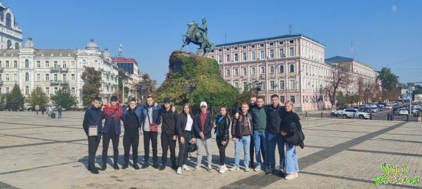 Цікава подорож у вихідні дні Цікава подорож у вихідні дні