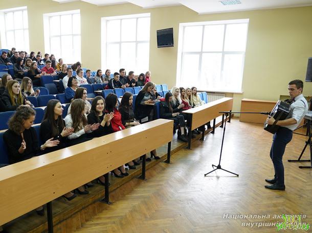 Мелодії весни Мелодії весни