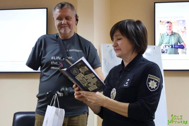Зустріч курсантів із Народним Героєм України Олександром Терещенком Зустріч курсантів із Народним Героєм України Олександром Терещенком