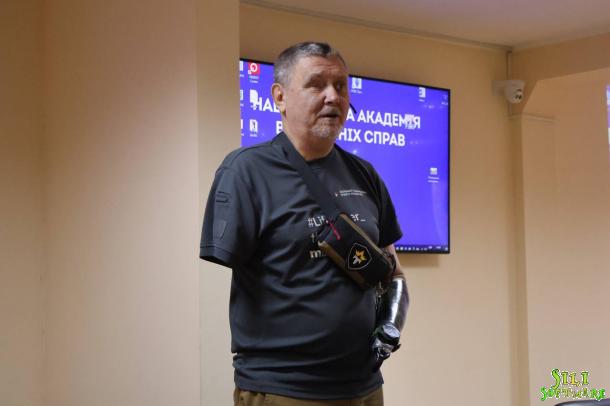 Зустріч курсантів із Народним Героєм України Олександром Терещенком Зустріч курсантів із Народним Героєм України Олександром Терещенком