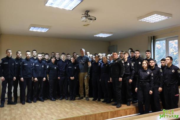Зустріч курсантів із Народним Героєм України Олександром Терещенком Зустріч курсантів із Народним Героєм України Олександром Терещенком