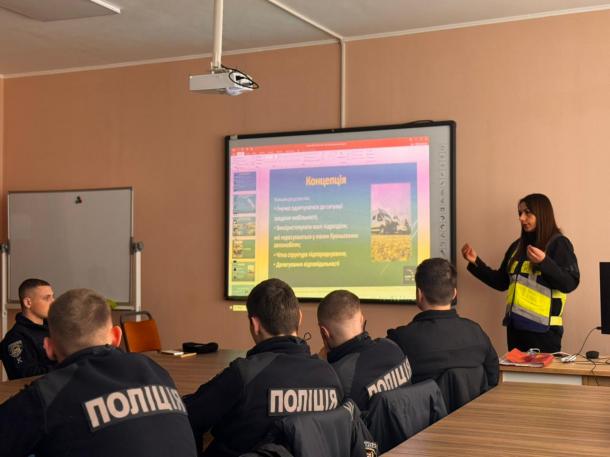 Бінарне заняття з курсантами: принципи скандинавської моделі та «поліції діалогу» Бінарне заняття з курсантами: принципи скандинавської моделі та «поліції діалогу»