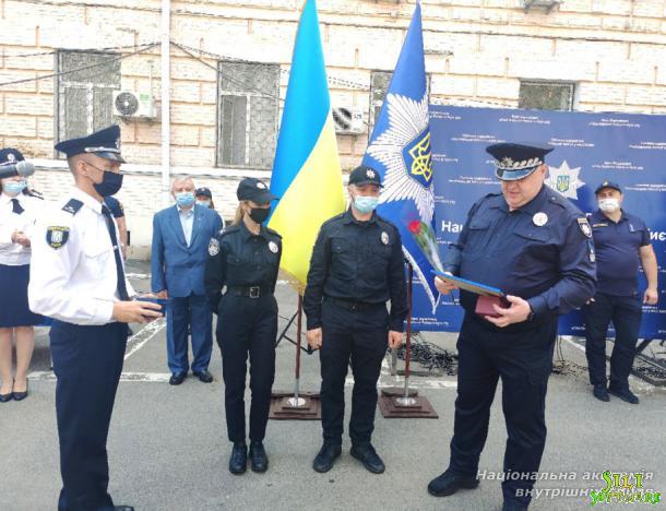 Курсантку НАВС відзначено за участь у затриманні правопорушника Курсантку НАВС відзначено за участь у затриманні правопорушника