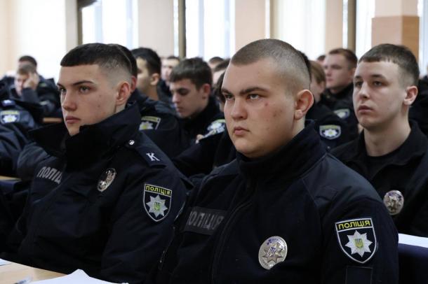 Бінарне лекційне заняття за участю старшого інспектора з особливих доручень Бінарне лекційне заняття за участю старшого інспектора з особливих доручень