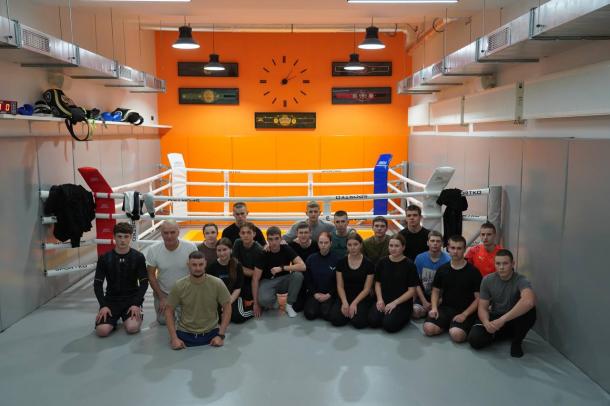 У Національній академії внутрішніх справ відбулася мотиваційна зустріч курсантів ННІПД з ветераном російсько-української війни Артемом Дудченком У Національній академії внутрішніх справ відбулася мотиваційна зустріч курсантів ННІПД з ветераном російсько-української війни Артемом Дудченком