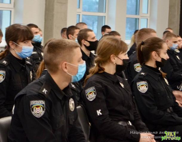 З нагоди Міжнародного дня цивільної авіації до курсантів ННІ № 1 завітали поліцейські Управління авіації та поліції на воді З нагоди Міжнародного дня цивільної авіації до курсантів ННІ № 1 завітали поліцейські Управління авіації та поліції на воді
