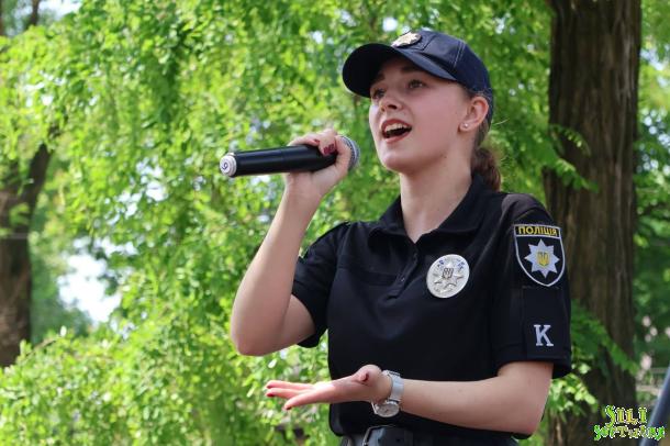 Курсанти НАВС взяли участь у благодійному іміджевому концерті «Долина двох Кросс-Кантрі Шосе» Курсанти НАВС взяли участь у благодійному іміджевому концерті «Долина двох Кросс-Кантрі Шосе»