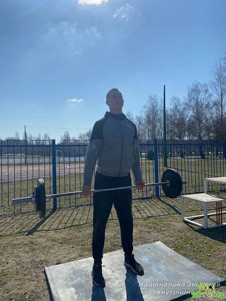 Змагання зі станової тяги штанги в ННІ № 1 НАВС Змагання зі станової тяги штанги в ННІ № 1 НАВС