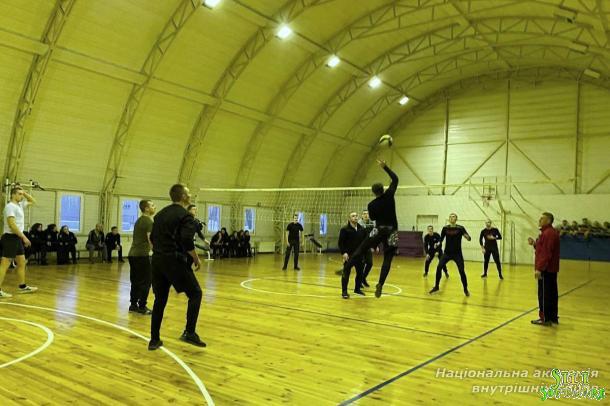 Першість з волейболу та прикладної гімнастики серед слухачів КЦППП «Академія поліції» Першість з волейболу та прикладної гімнастики серед слухачів КЦППП «Академія поліції»