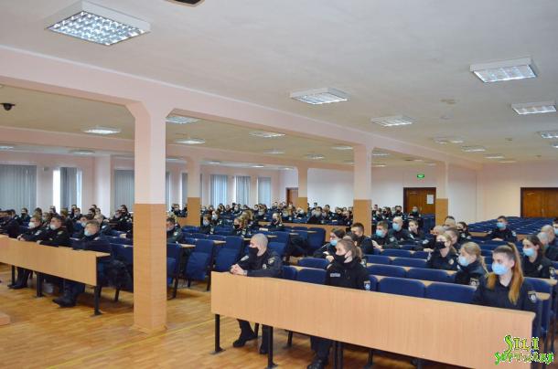 Зустріч курсантів з начальником Бориспільского ВП ГУНП в Київській області Зустріч курсантів з начальником Бориспільского ВП ГУНП в Київській області