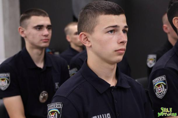 Здобувачі вищої освіти НАВС долучилися до заходів з нагоди Дня Української Державності Здобувачі вищої освіти НАВС долучилися до заходів з нагоди Дня Української Державності