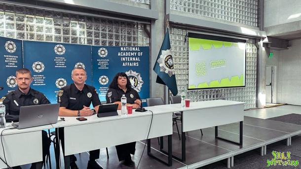 Курсанти Національної академії внутрішніх справ долучилися до соціального проєкту від кіберполіції BRAMA Курсанти Національної академії внутрішніх справ долучилися до соціального проєкту від кіберполіції BRAMA
