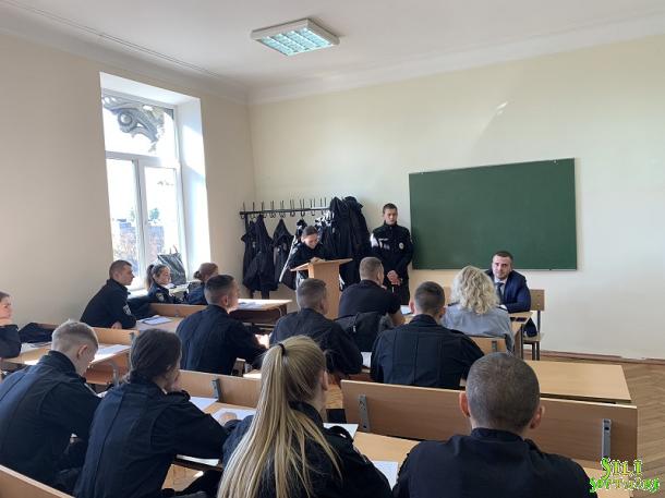 Огляд місця події під час проведення досудового розслідування Огляд місця події під час проведення досудового розслідування