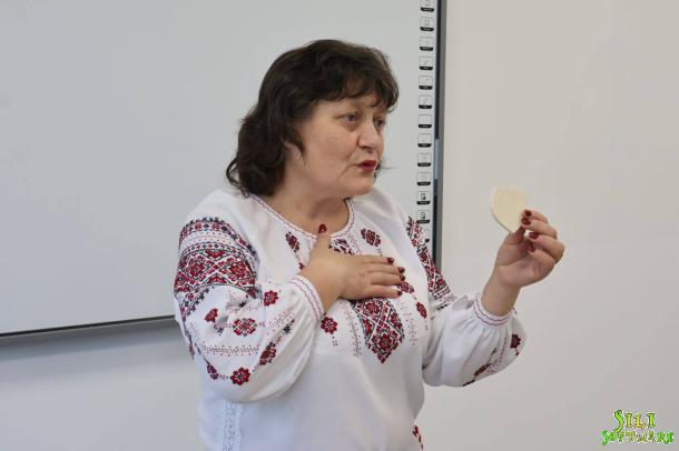 Курсанти першого курсу НАВС долучилися до творчого процесу створення яворівських іграшок Курсанти першого курсу НАВС долучилися до творчого процесу створення яворівських іграшок