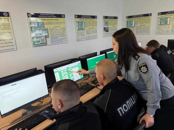 Факультативні заняття для курсантів випускних курсів з використання Інформаційного порталу Національної поліції України Факультативні заняття для курсантів випускних курсів з використання Інформаційного порталу Національної поліції України