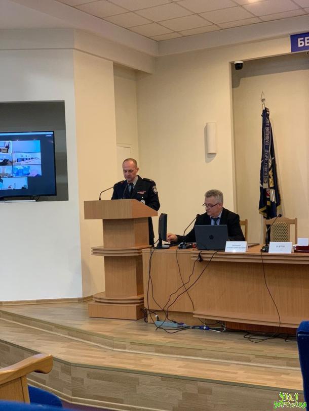 Доповідь директора навчально-наукового інституту № 1 Олександра Хуторянського на Вченій раді академії про стан і перспективи вдосконалення підготовки фахівців для підрозділів кримінальної поліції та слідства Національної поліції України в ННІ № 1 Доповідь директора навчально-наукового інституту № 1 Олександра Хуторянського на Вченій раді академії про стан і перспективи вдосконалення підготовки фахівців для підрозділів кримінальної поліції та слідства Національної поліції України в ННІ № 1