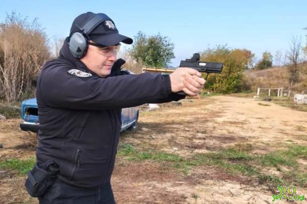 Викладачі кафедри вогневої підготовки НАВС випробували сучасну українську зброю Викладачі кафедри вогневої підготовки НАВС випробували сучасну українську зброю