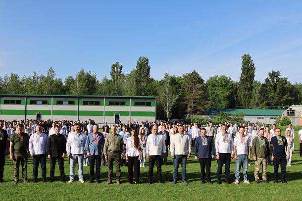 20 років Дня вишиванки: традиція, що об’єднує країну 20 років Дня вишиванки: традиція, що об’єднує країну
