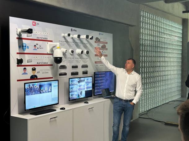 Курсантів НАВС ознайомили з можливостями навчального полігону з відеоаналітики Курсантів НАВС ознайомили з можливостями навчального полігону з відеоаналітики