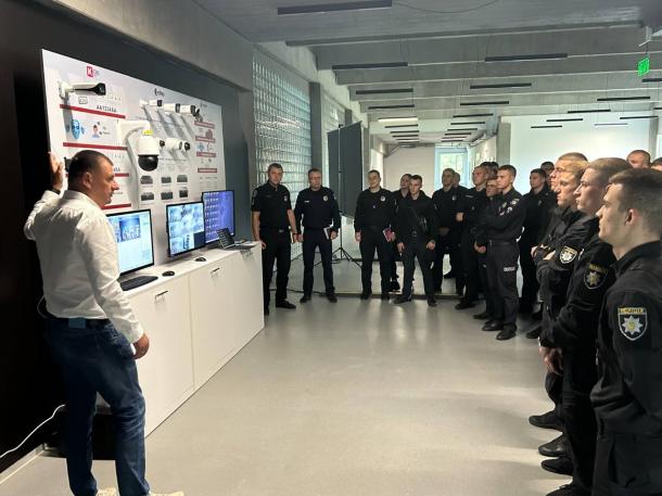 Курсантів НАВС ознайомили з можливостями навчального полігону з відеоаналітики Курсантів НАВС ознайомили з можливостями навчального полігону з відеоаналітики