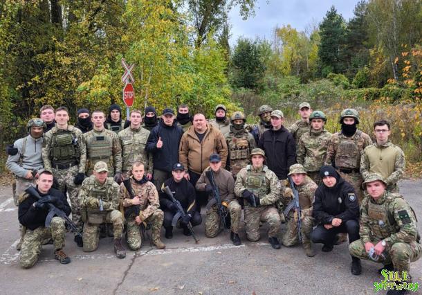 Силове затримання небезпечних фігурантів: практичне заняття для курсантів НАВС Силове затримання небезпечних фігурантів: практичне заняття для курсантів НАВС