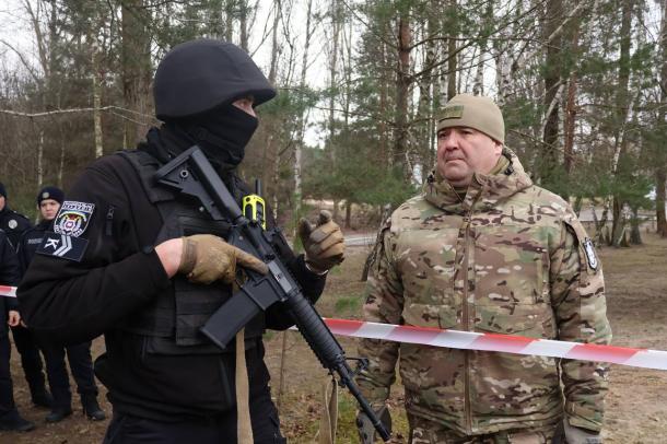 Як діють поліцейські в разі повідомлення про замінування потяга Як діють поліцейські в разі повідомлення про замінування потяга