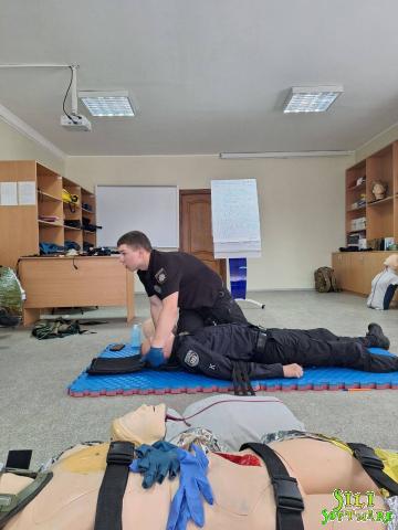Курсанти НАВС відпрацювали навички домедичної допомоги за алгоритмом MARC Курсанти НАВС відпрацювали навички домедичної допомоги за алгоритмом MARC