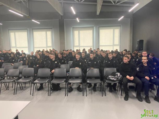 У ННІПД НАВС відбулася зустріч із військовими бригади БпЛА «Яструби» У ННІПД НАВС відбулася зустріч із військовими бригади БпЛА «Яструби»