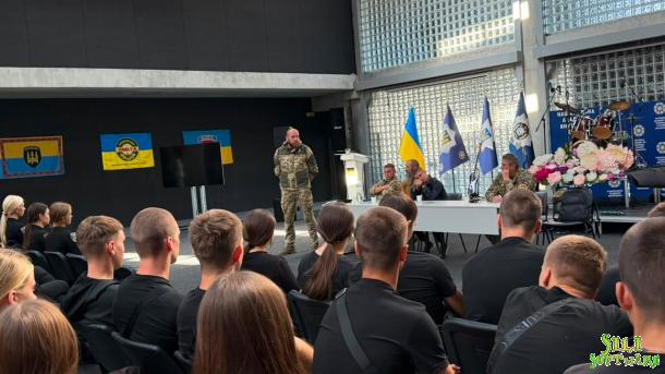 Єдність, мужність і пам’ять: у ННІПД НАВС відбулася зустріч курсантів із захисниками України Єдність, мужність і пам’ять: у ННІПД НАВС відбулася зустріч курсантів із захисниками України