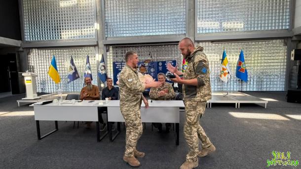 Єдність, мужність і пам’ять: у ННІПД НАВС відбулася зустріч курсантів із захисниками України Єдність, мужність і пам’ять: у ННІПД НАВС відбулася зустріч курсантів із захисниками України