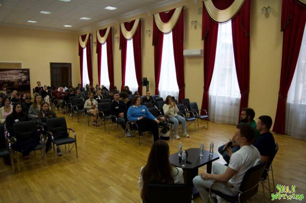 Курсанти НАВС долучилися до молодіжного форуму «The Youth» Курсанти НАВС долучилися до молодіжного форуму «The Youth»