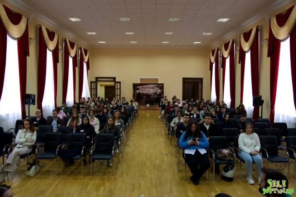 Курсанти НАВС долучилися до молодіжного форуму «The Youth» Курсанти НАВС долучилися до молодіжного форуму «The Youth»