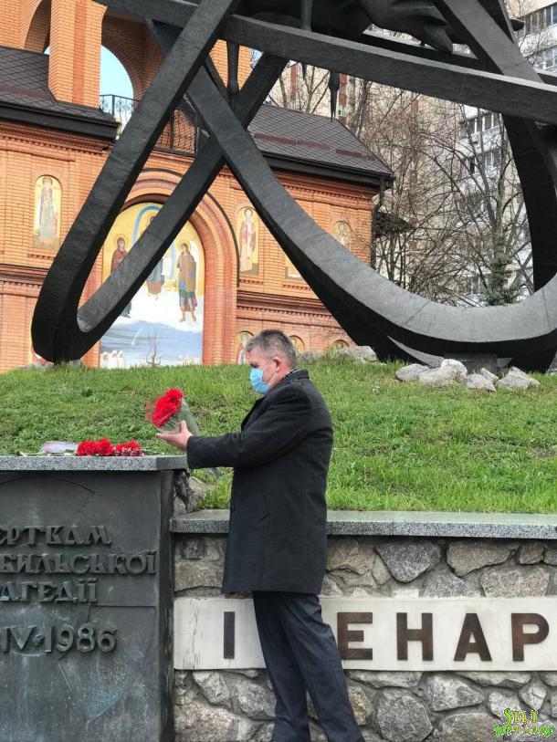 Особовий склад Навчально-наукового інституту № 1 НАВС вшанував пам'ять учасників ліквідації наслідків аварії на чорнобильській атомній електростанції Особовий склад Навчально-наукового інституту № 1 НАВС вшанував пам'ять учасників ліквідації наслідків аварії на чорнобильській атомній електростанції