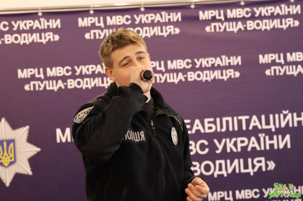 Курсанти ННІПД привітали ветеранів Курсанти ННІПД привітали ветеранів