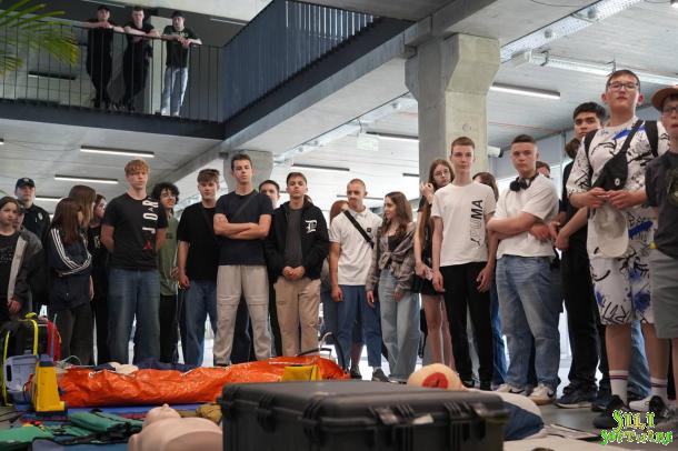 День відкритих дверей у навчально-науковому інституті поліцейської діяльності НАВС День відкритих дверей у навчально-науковому інституті поліцейської діяльності НАВС