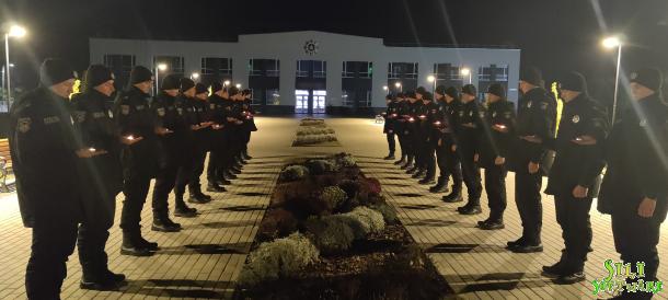 ЗАПАЛИ СВІЧКУ: 27 ЛИСТОПАДА – ДЕНЬ ПАМ’ЯТІ ЖЕРТВ ГОЛОДОМОРУ ЗАПАЛИ СВІЧКУ: 27 ЛИСТОПАДА – ДЕНЬ ПАМ’ЯТІ ЖЕРТВ ГОЛОДОМОРУ