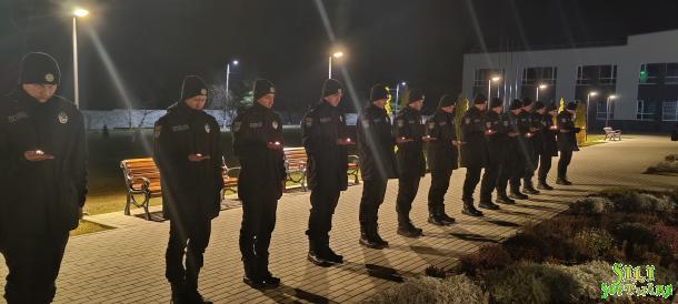 ЗАПАЛИ СВІЧКУ: 27 ЛИСТОПАДА – ДЕНЬ ПАМ’ЯТІ ЖЕРТВ ГОЛОДОМОРУ ЗАПАЛИ СВІЧКУ: 27 ЛИСТОПАДА – ДЕНЬ ПАМ’ЯТІ ЖЕРТВ ГОЛОДОМОРУ