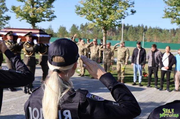 Вшановуємо сьогодні — пам’ятаємо щодня Вшановуємо сьогодні — пам’ятаємо щодня