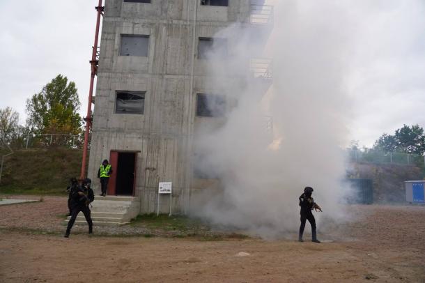 Тактико-спеціальні навчання – запорука професійної майстерності поліцейських під час виконання службових завдань Тактико-спеціальні навчання – запорука професійної майстерності поліцейських під час виконання службових завдань